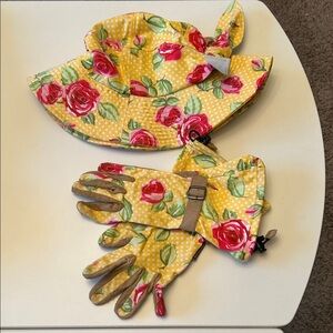 Womanswork Floral Gardening Hat and Gloves Set